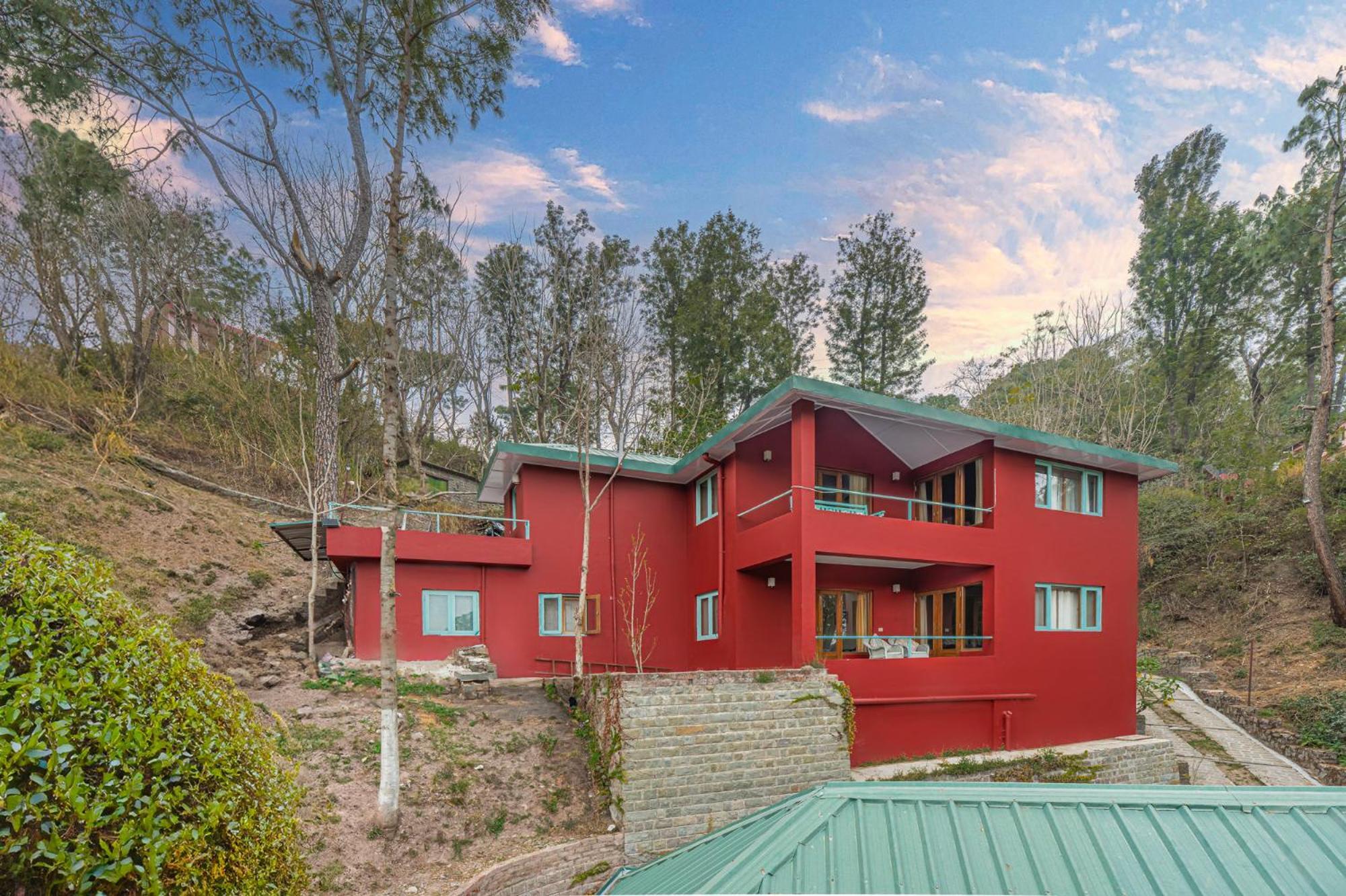 Western Edge Kasauli !Lawn! Bonfire! Peace! Pvt Villa ! Exterior photo